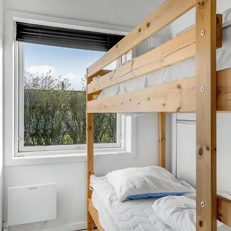 Σπίτι διακοπών Four-bedroom In Juelsminde